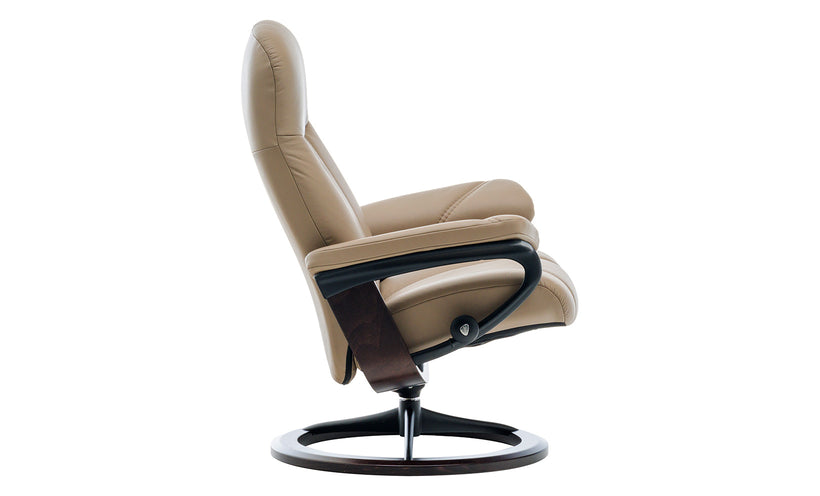 Stressless Consul Chair and Ottoman (Medium)